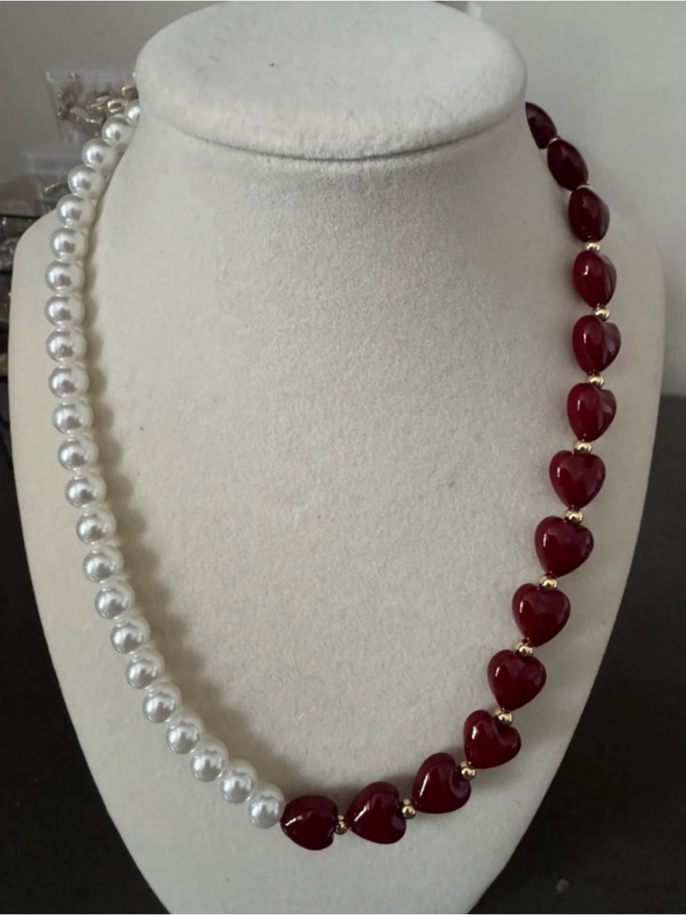 Elegant Two‑Tone Heart & Pearl Necklace - Red and White